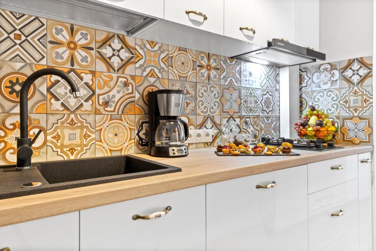 Sudului 303 By Mrg Apartments Bukares Bagian luar foto